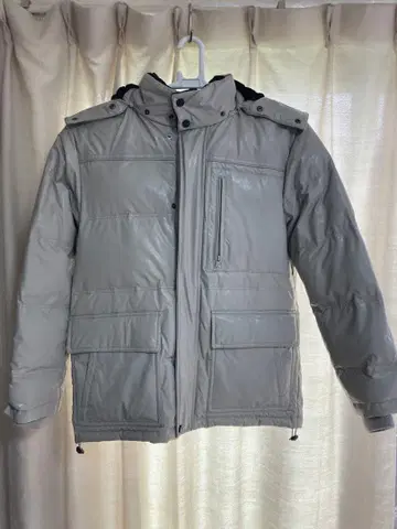 그레이 후드 부착 다운 자켓