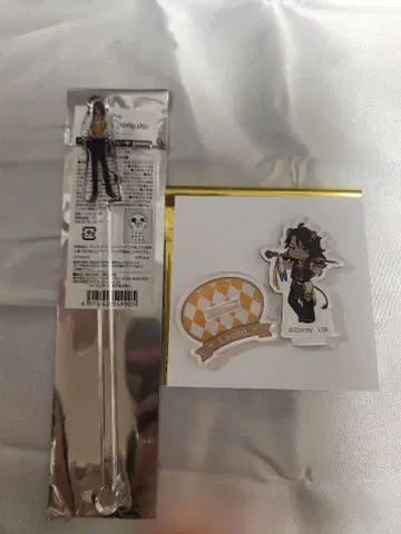 트위스테 콜라보 카페 레오나