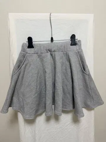 aroundyur 한국 그레이 플레어 스커트