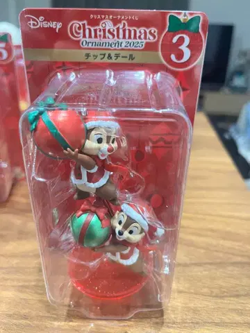 칩과 데일 크리스마스 오너먼트 2025