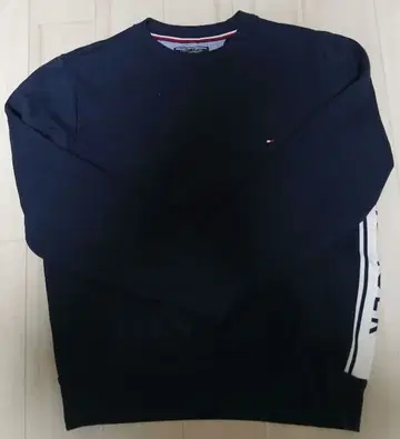 TOMMY HILFIGER 네이비 트레이닝복 L 사이즈