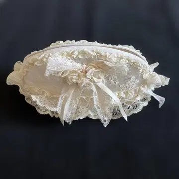 사엘라 히스 크로네 파우치