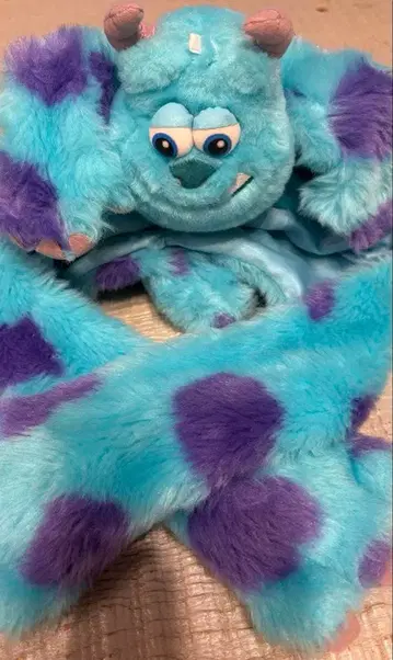 디즈니 몬스터즈 잉크 샐리 기믹 포함 팬 캡