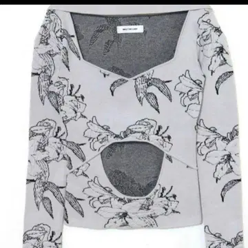 꽃무늬 오프숄더 긴팔 니트