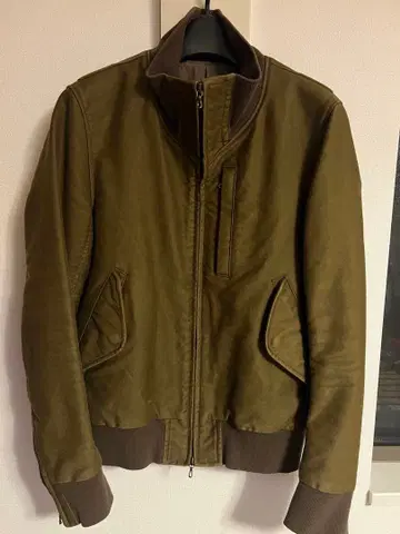 어태치먼트 카즈유키 쿠마가이 미니 자켓 블루종