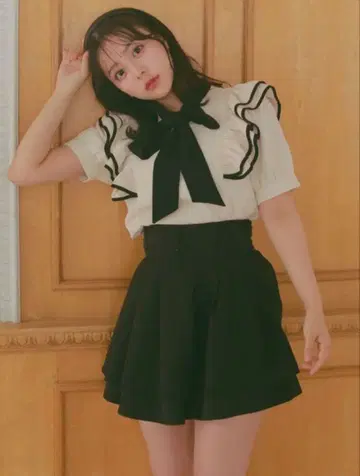 [ 익명 배송 ] evelyn 더블 플레어 스커트 블랙