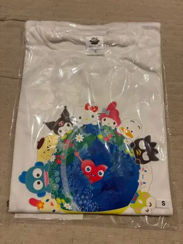 새상품 S 사이즈 EXPO2027 산리오 뚱크뚱크 콜라보 T셔츠