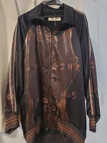 share spirit 트랙 자켓