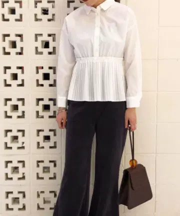 RayBEAMS 플리츠 블라우스