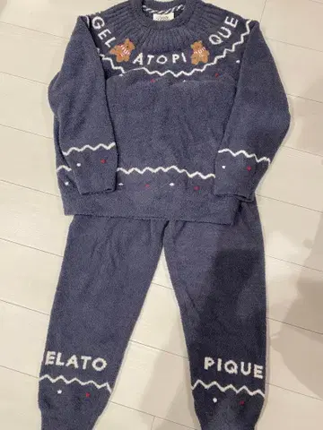 젤라피케 HOLIDAY 노르딕 풀오버 롱 팬츠 세트