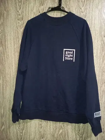 good night 5tore 네이비 트레이닝복