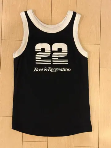 Rest & Recreation 슬리브리스