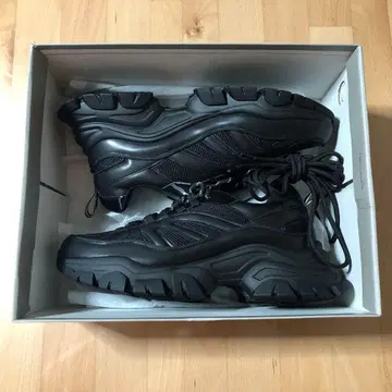 ADAMASTE 랭크 어퍼 leather ver.