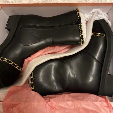 rady 체인 장식 부츠