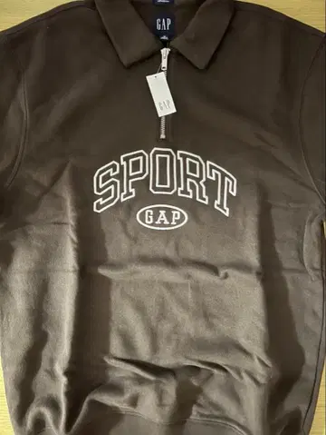 GAP 스포츠 트레이닝복 브라운