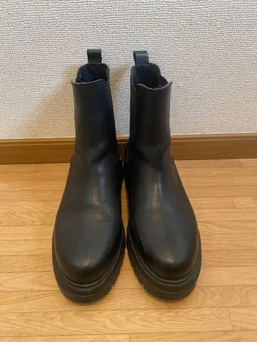 REMME/블랙 가죽 사이드 고어 부츠 통굽