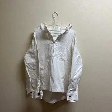 팔 화이트 데님 커버올 아우터 시착만 한 상품