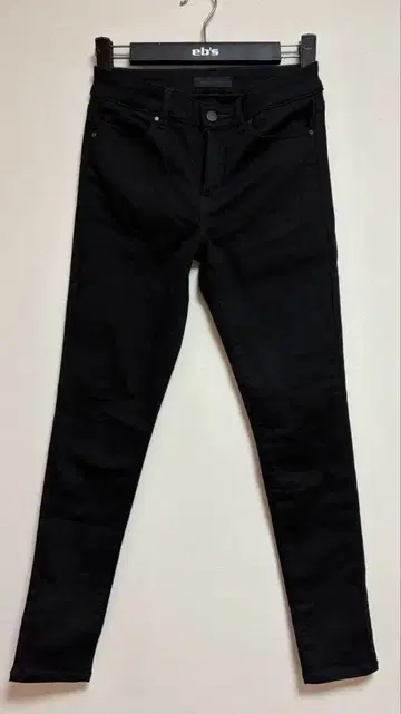 [ 미사용품 ] 유니클로 울트라 스트레치 청바지 26(66cm) 블랙