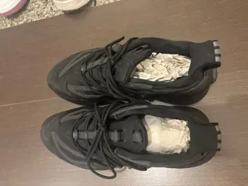 남성용 블랙 스니커즈 통굽