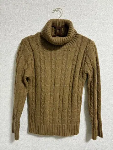 브라운 케이블 니트 스웨터 S 사이즈