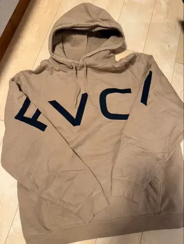RVCA 베이지 후드 부착 후드티