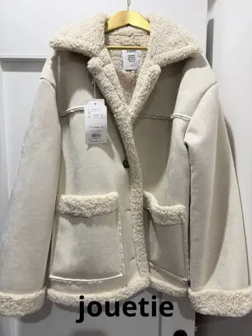 [택 포함 새상품] jouetie 보아 자켓 무스탕 코트 무스탕 자켓