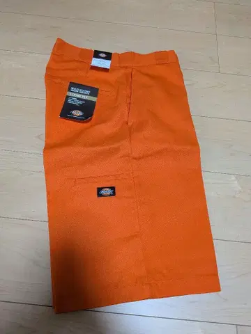[ 새상품 ] Dickies 30인치 하프 팬츠 오렌지 척 포함