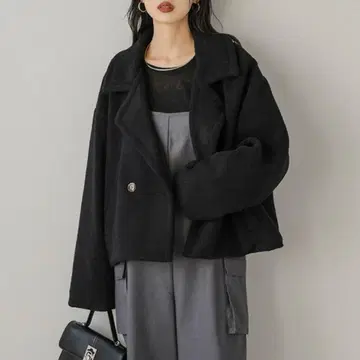 라지엠 숏 기장 보아 아우터 코트 테일러드 드롭 숄더 블랙