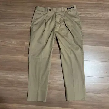 [ 새상품급 ] BEAMS(빔즈) 치노 팬츠