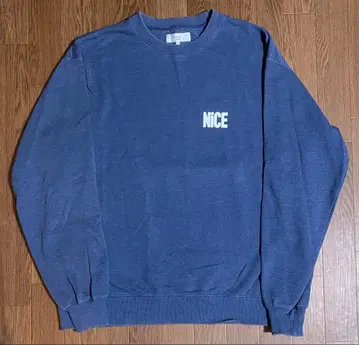 BEAMS NICE 프린트 맨투맨 네이비