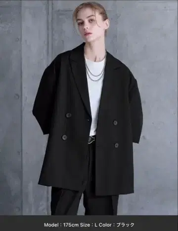 SERACE 루즈 실루엣 반팔 더블 테일러드 자켓