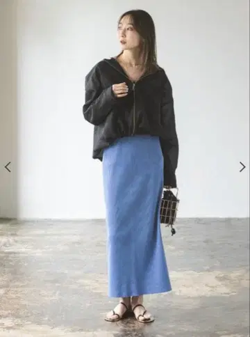 NOBLE 골지 타이트 스커트 블루 40 사이즈