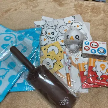 잣쿠 스퀴즈 핸드 타월 볼펜 핸디 클리너 등등 14점