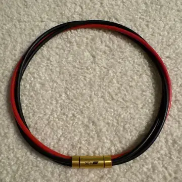 SEV 블랙 레드 목걸이