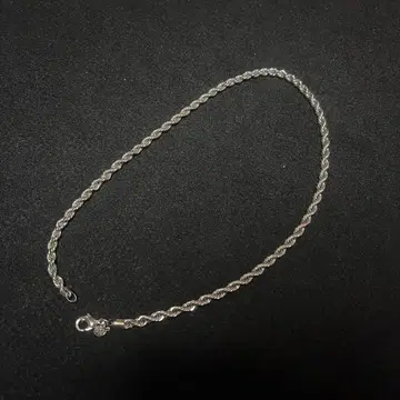 실버 트위스트 체인 목걸이