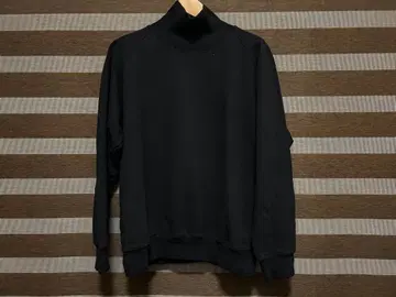 STRUM 턴에이 하이넥 맨투맨