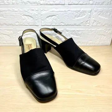 RIZ Comfort 블랙 백 스트랩 펌프스 와이드 힐 23.5cm