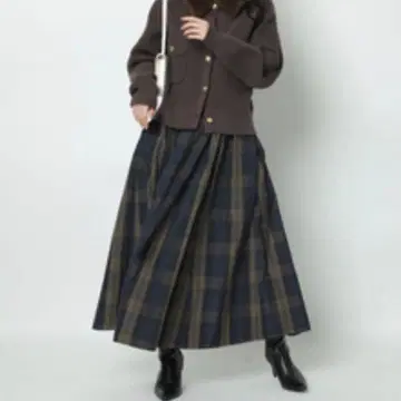 Apuweiser-riche 스커트