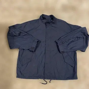 JUNRED 스탠드 카라 점퍼