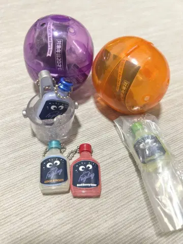 캡슐 토이 보틀형 캐릭터