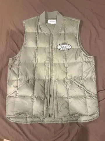 thisisneverthat 다운 베스트 XL 카키