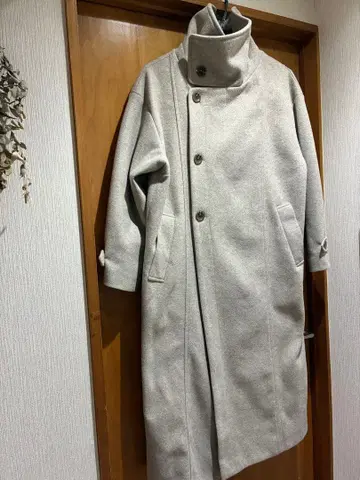 베이지 롱 코트 스탠드 카라
