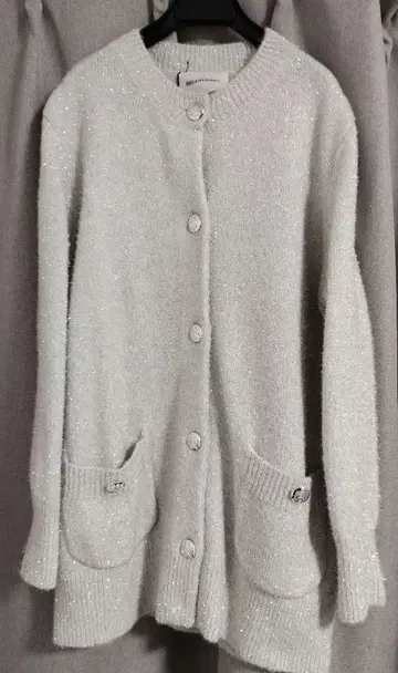 베라데쏘 메탈 버튼 라메 니트 가디건