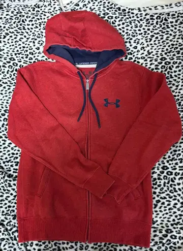 언더 아머 빨간색 집업 후드티