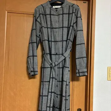 포르트 드 부통 원피스