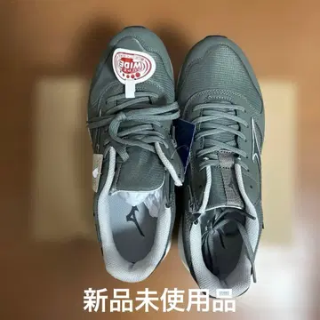 Mizuno 그레이 러닝화 새상품