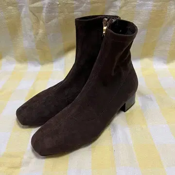 미사용 스트레치 부츠 짙은 갈색 M 사이즈