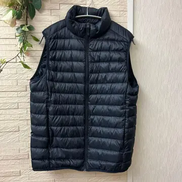 UNIQLO 네이비 M 사이즈 다운 베스트 여성용