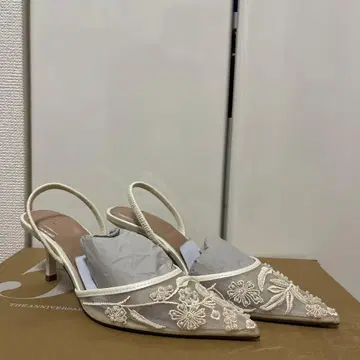 ZARA 자수 슬링백 하이힐