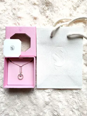 SWAROVSKI 목걸이